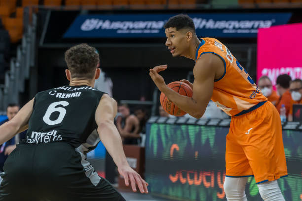 萨利巴姆巴 萨利巴姆巴