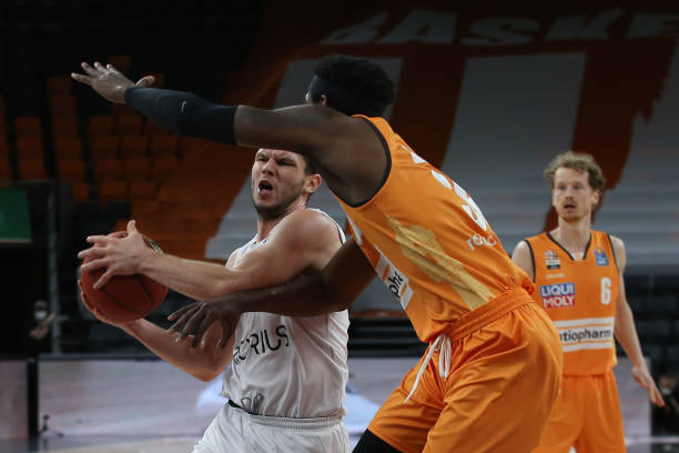 进了登贝莱 进了登贝莱